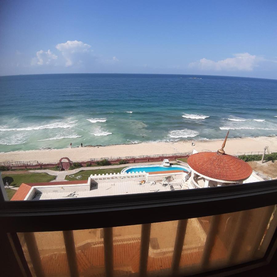 Panorama Apartment With A Charming Sea And Swimming Pool View Near Alexandria With Free Wifi شقة باطلالة ساحرة على البحر وحمام السباحة Bagian luar foto